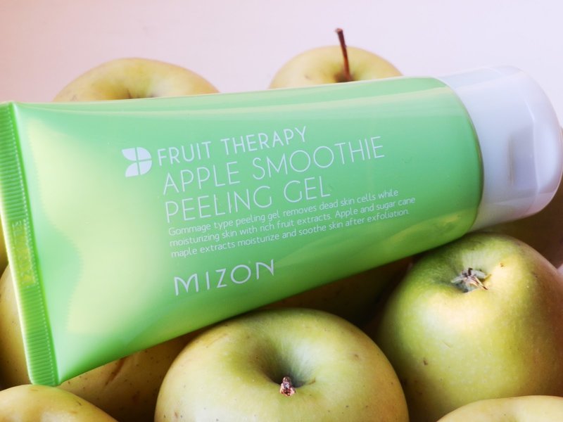 Mizon Apple Smoothie Peeling Gel