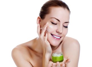 Crèmes pour le visage: classement des meilleurs remèdes