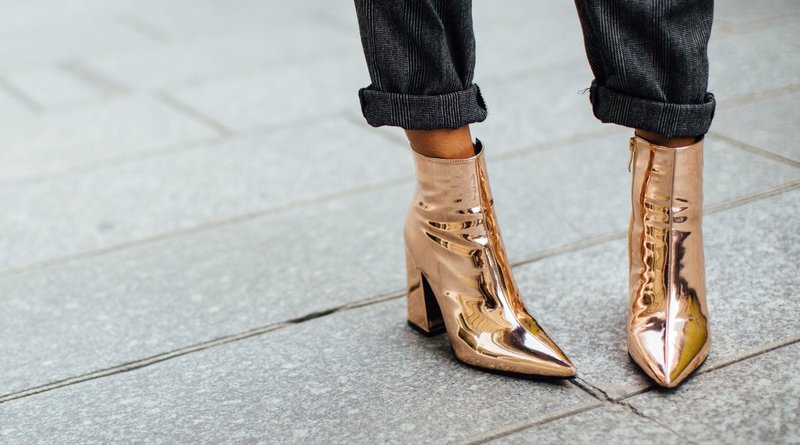 Couleurs populaires des chaussures pour femmes automne-hiver