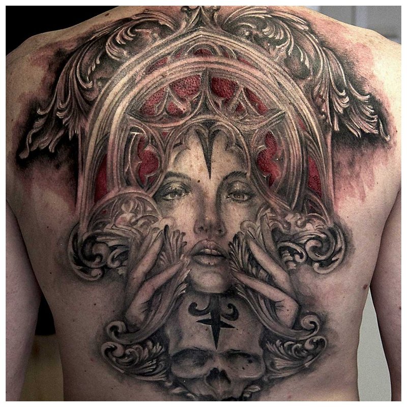Gotų tatuiruotė „Visi atgal“