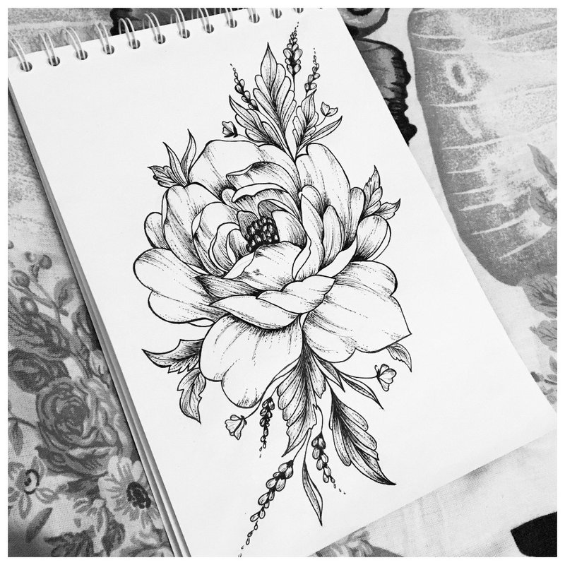 Vakker blomst - skisse for tatovering
