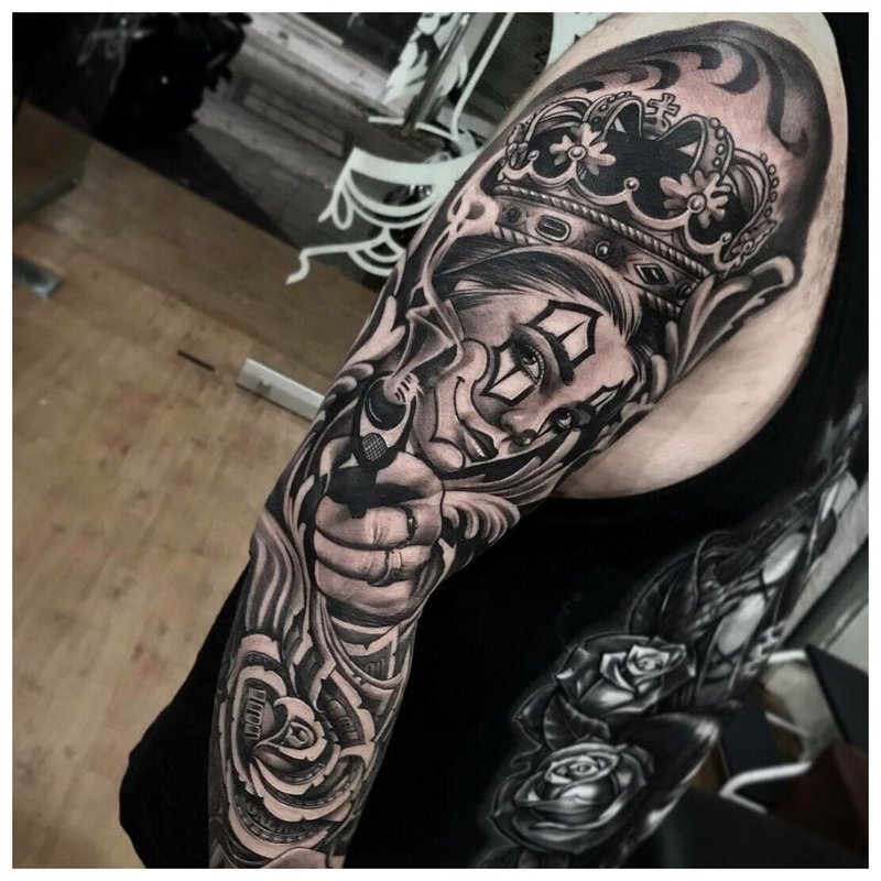 Chicano tatuiruotė ant rankos