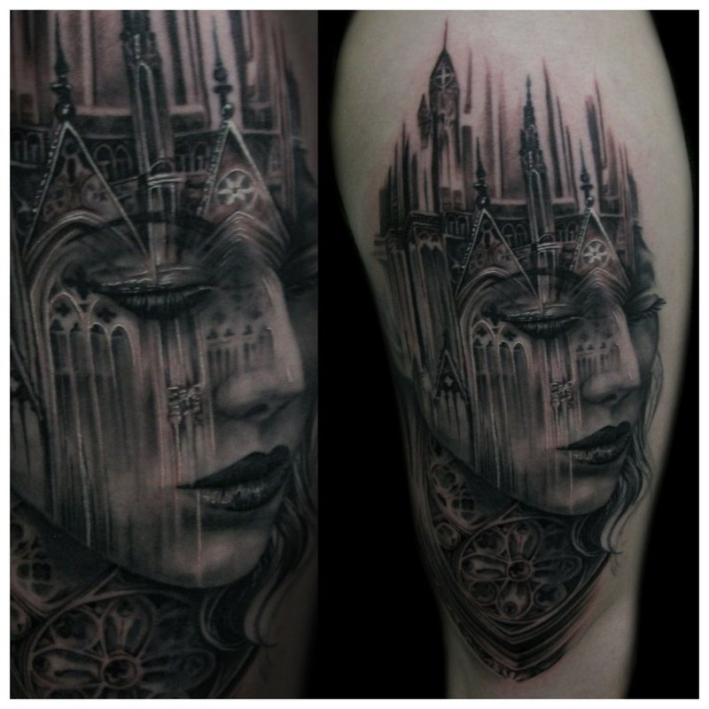 Tatouage gothique avec portrait