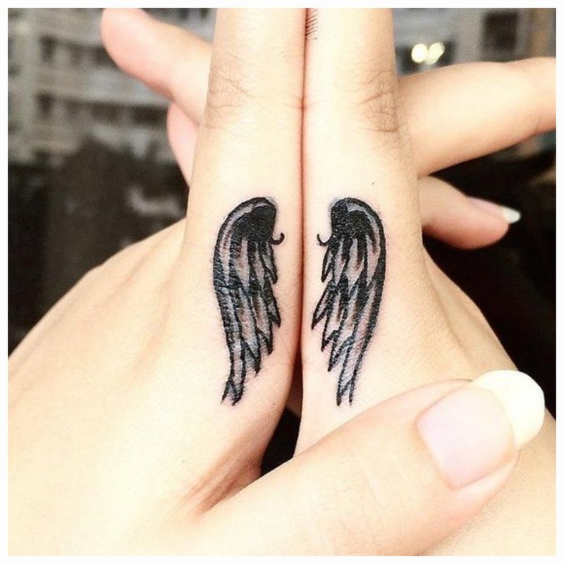 Tatouage ailes d'ange