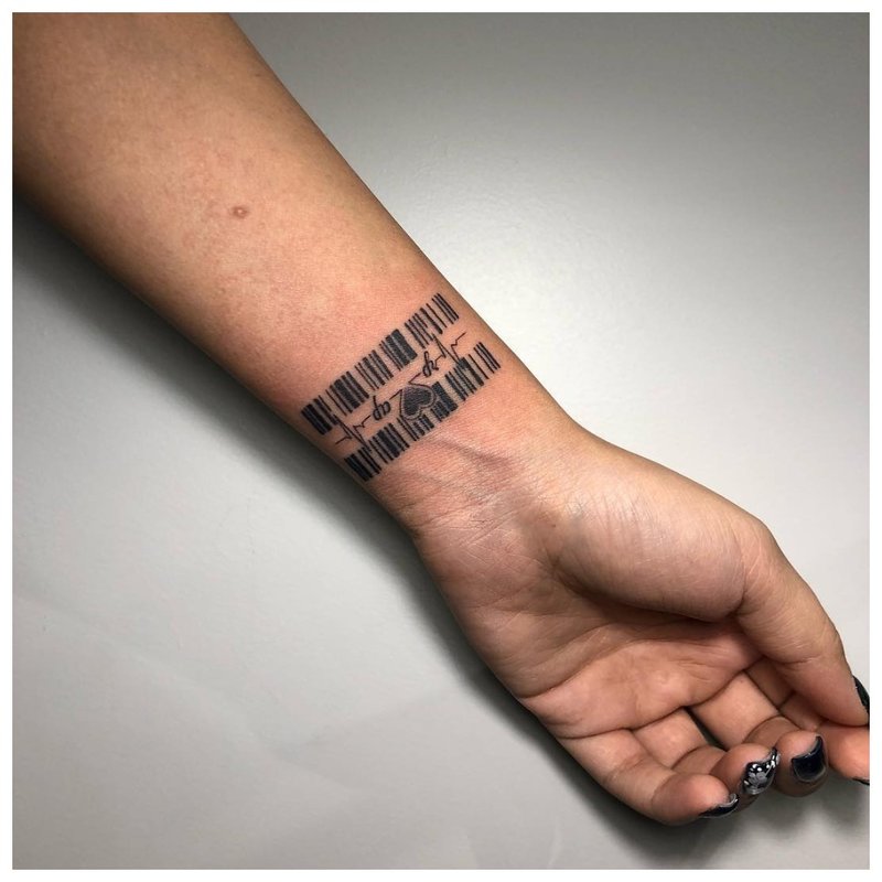 Tatuaj neobișnuit