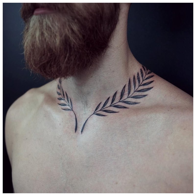 Tatuiruotė 2 šakos ant vyro kaklo