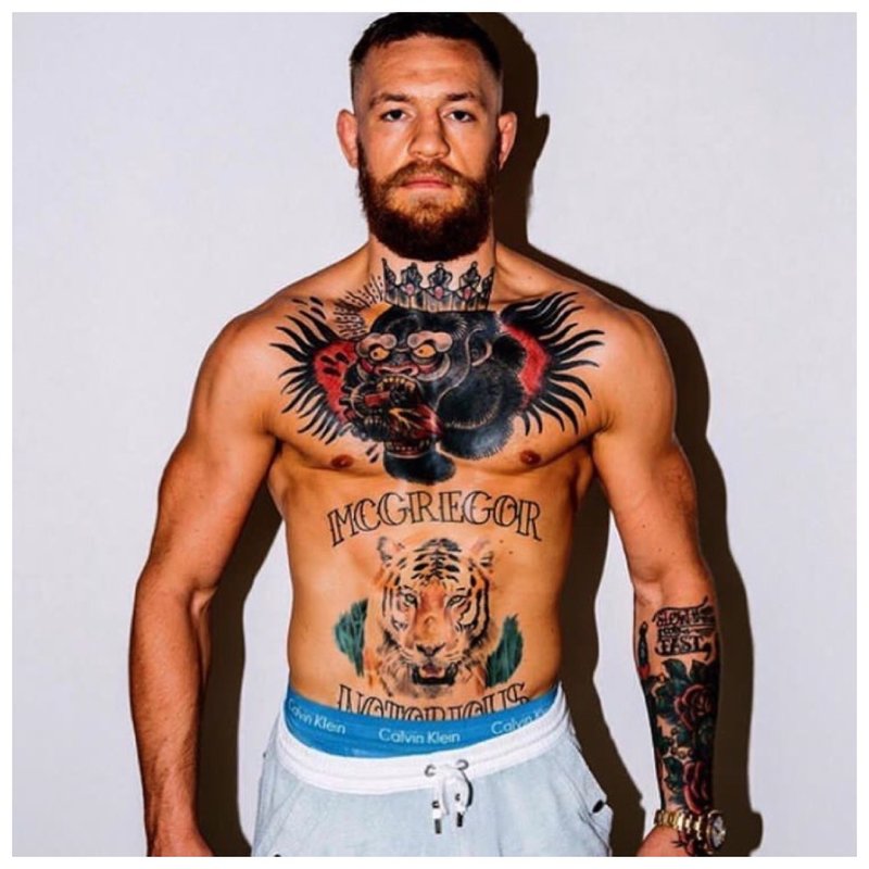 Conor McGregor - krūtinės tatuiruotė