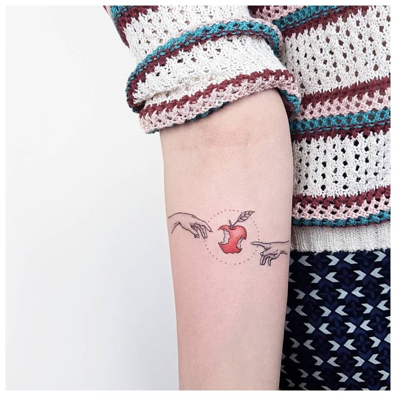 Technique de tatouage de minimalisme