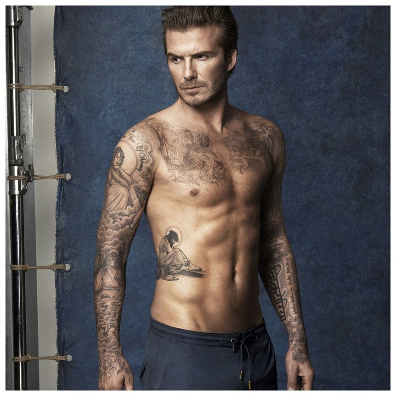 Beckhamas - tatuiruotė krūtinėje